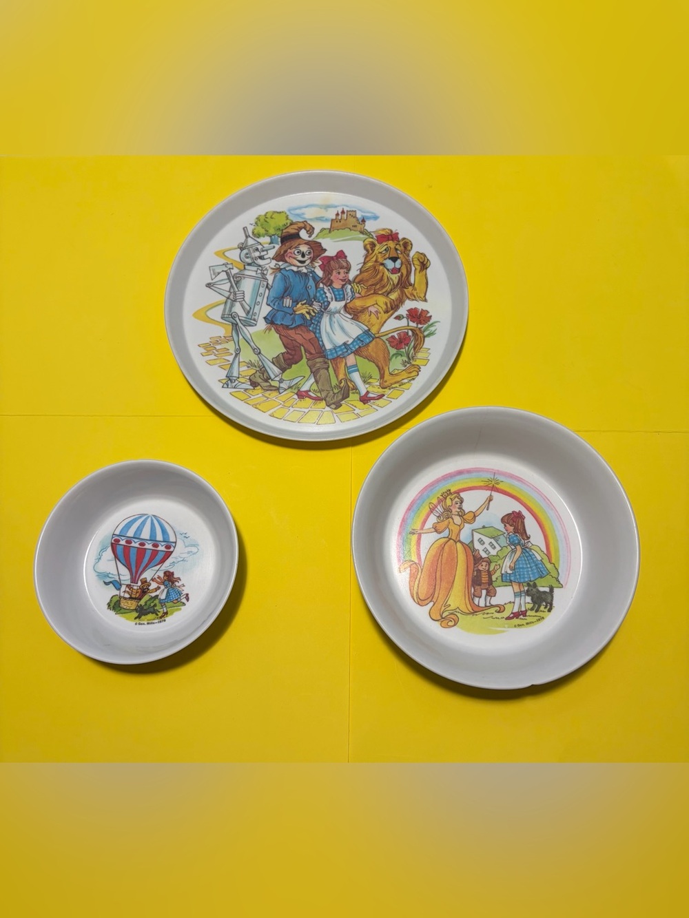 Oneida Wizard of Oz 3pc Child Dish Set Plate & 2 Bowls White Multicolor